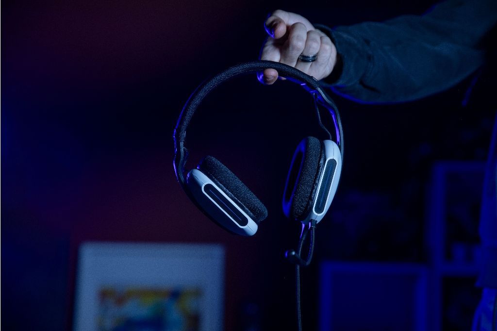 Konix Casque Gaming Ultraléger Ps5 Skylite